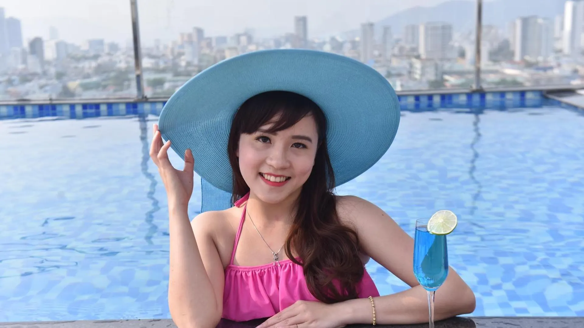 Ritzy Boutique Hotel Da Nang Beach