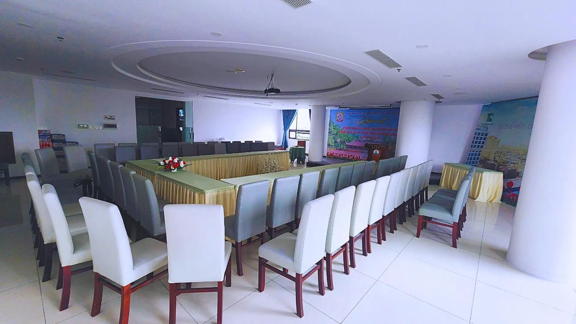 Ritzy Boutique Hotel Da Nang Beach
